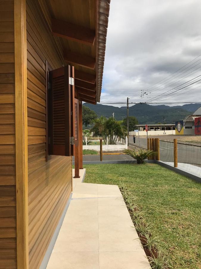 Canyons Guest House Praia Grande  Exterior foto